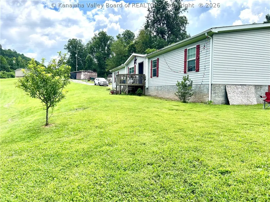 1407 State Route 34 Highway, Hurricane, WV 25526 - #1