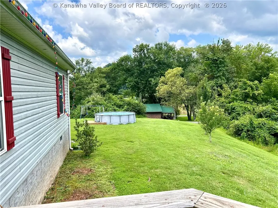 1407 State Route 34 Highway, Hurricane, WV 25526 - #2