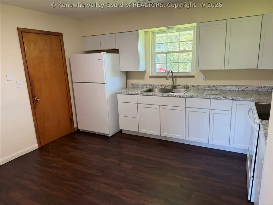 3670 Teays Valley Road Teays Valley Road Road, Hurricane, WV 25526 - #3