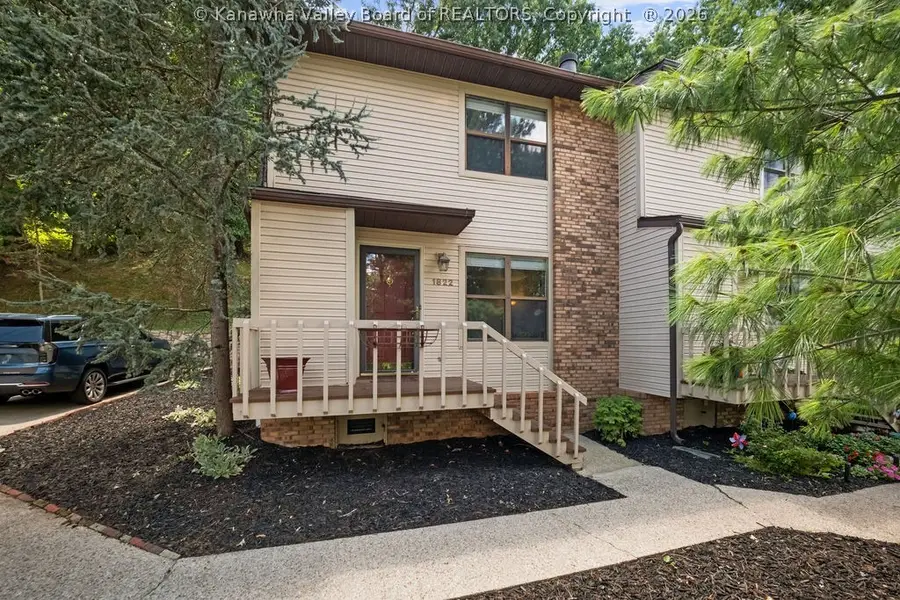 1822 Mountain Drive, South Charleston, WV 25303 - #2