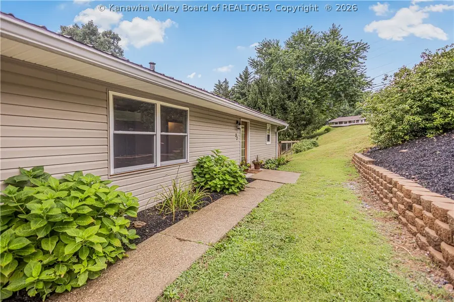 32 Nuthatch Lane, Parkersburg, WV 26104 - #3