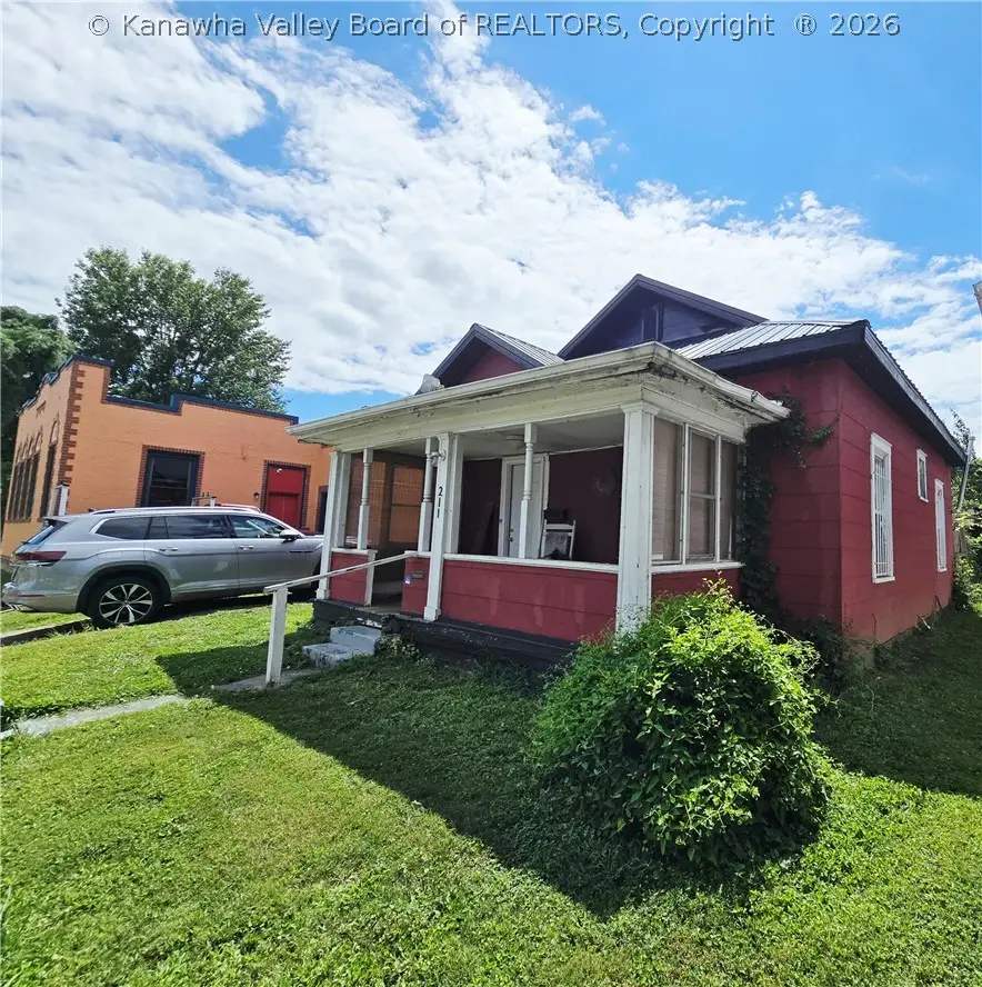 211 Division Street, Huntington, WV 25702 - #3