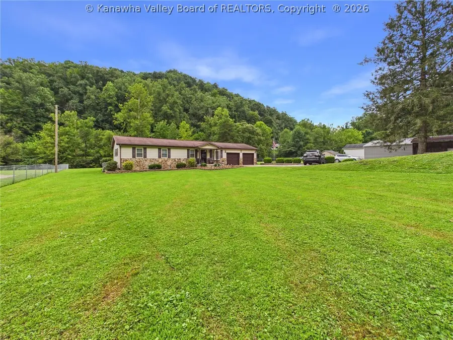 1191 Fields Creek Road Road, Winifrede, WV 25214 - #3