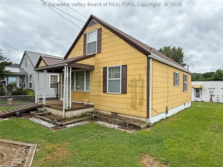 205 Marshall Avenue, Dunbar, WV 25064 - #3