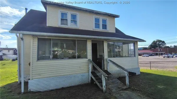 14 Layne Avenue, Nitro, WV 25143