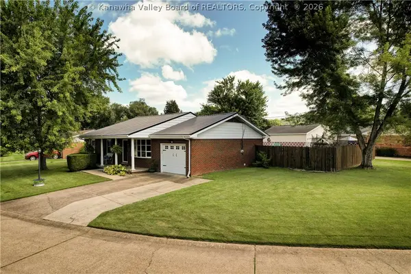135 Seneca Circle, Winfield, WV 25213