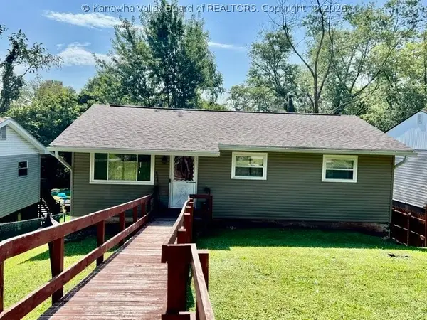 111A Fairland Drive, Nitro, WV 25143