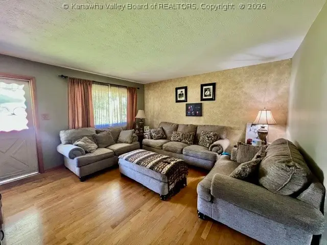 111A Fairland Drive, Nitro, WV 25143 - #2