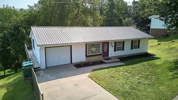 51 Cambridge Drive, Culloden, WV 25510