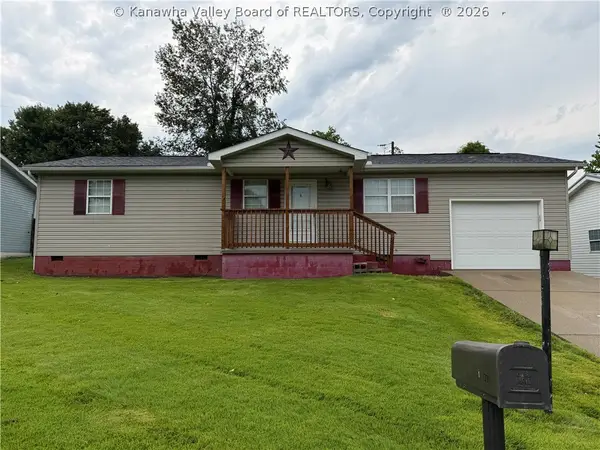 8 Russell Court, Culloden, WV 25510