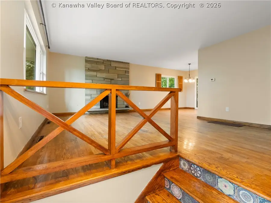 852 Beaumont Road, Charleston, WV 25314 - #3