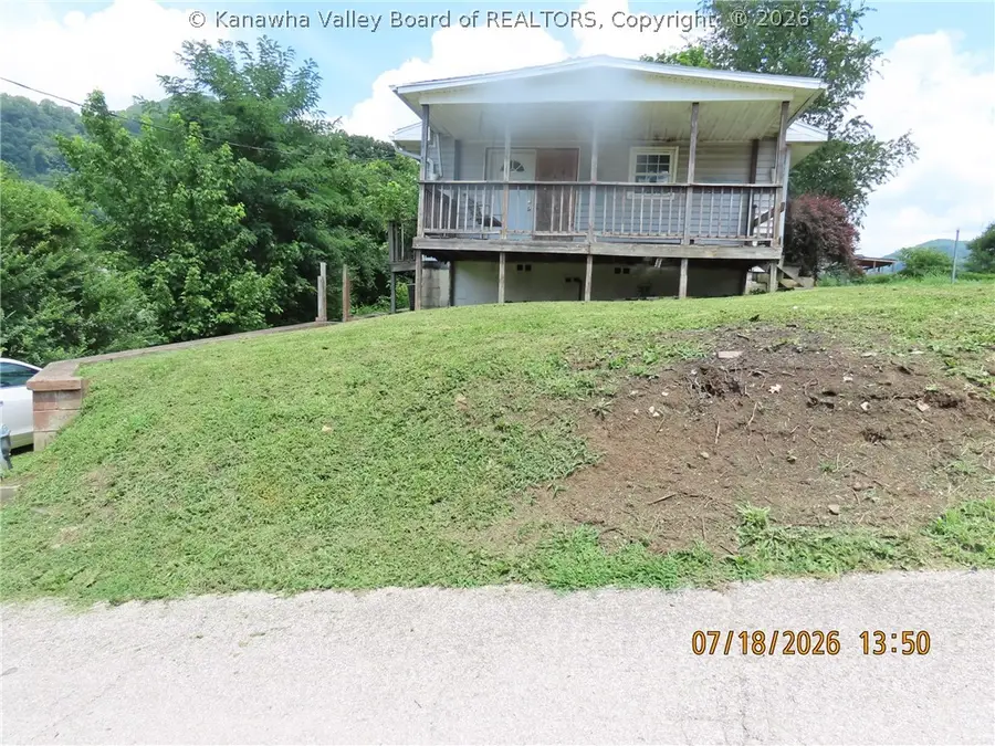 157 Williams Street, East Bank, WV 25067 - #2