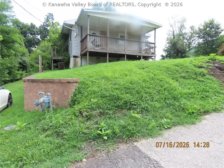 157 Williams Street, East Bank, WV 25067 - #3