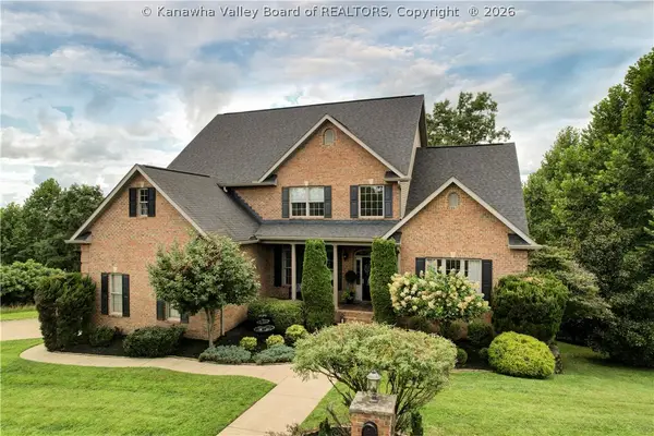 8014 Southridge Way, Hurricane, WV 25526