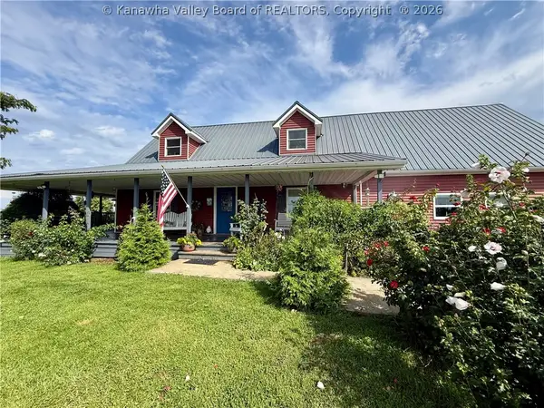 8147 Windy Ridge Road, Sandyville, WV 25275