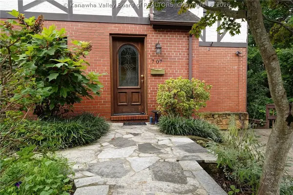 707 Laurel Road, Charleston, WV 25314