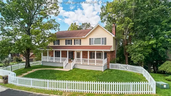 11 Carriage Road, Charleston, WV 25314