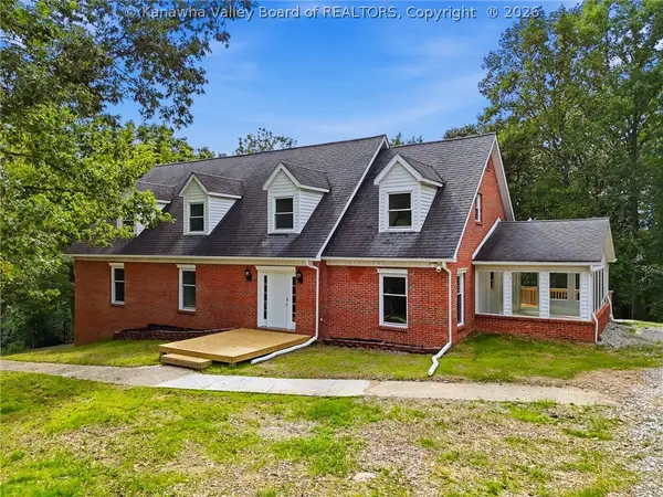 1589 Mount Alpha Road, Charleston, WV 25304