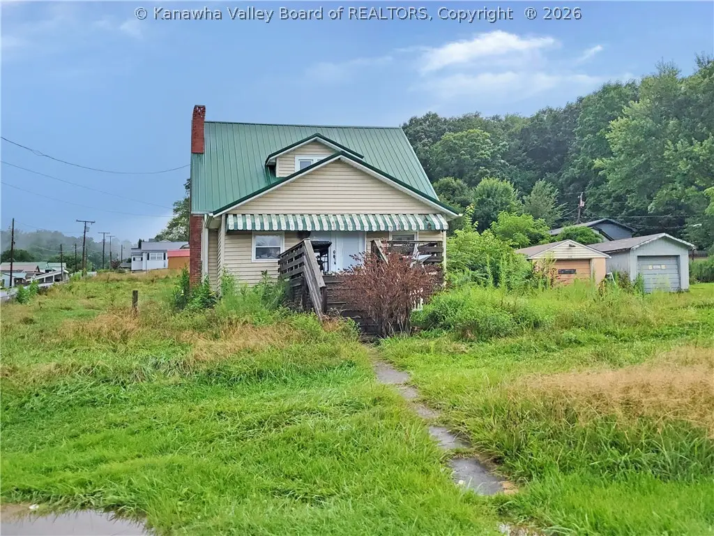 255 Maple Lane, Mount Hope, WV 25880 - #1