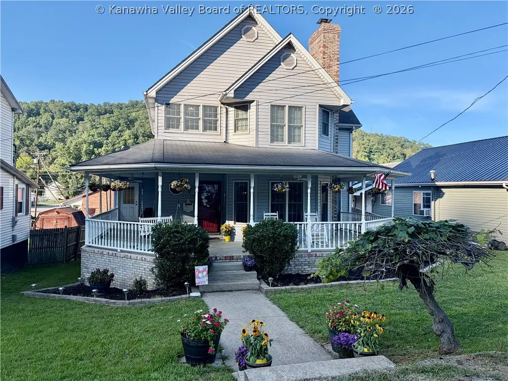 519 2nd Street W, Madison, WV 25130 - #1