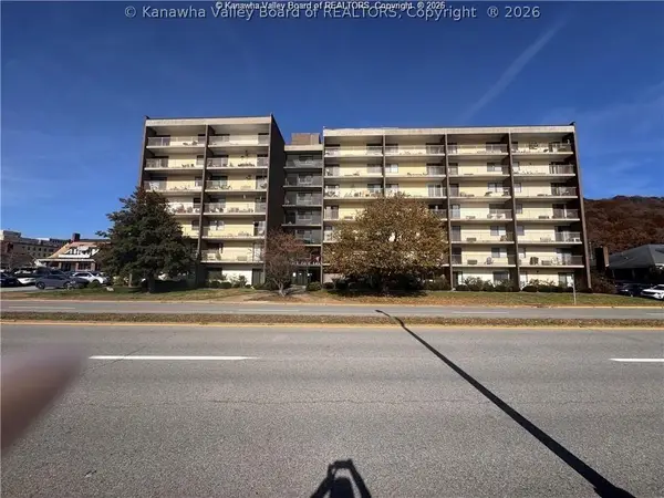 2106 Kanawha Boulevard E #311, Charleston, WV 25311