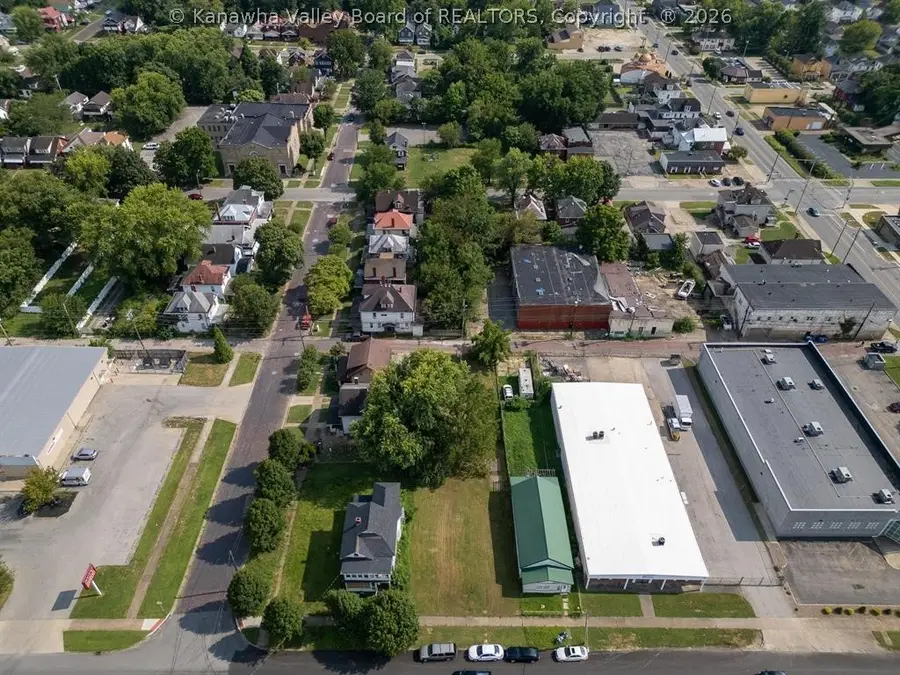 2045 8th Avenue, Huntington, WV 25701 - #3