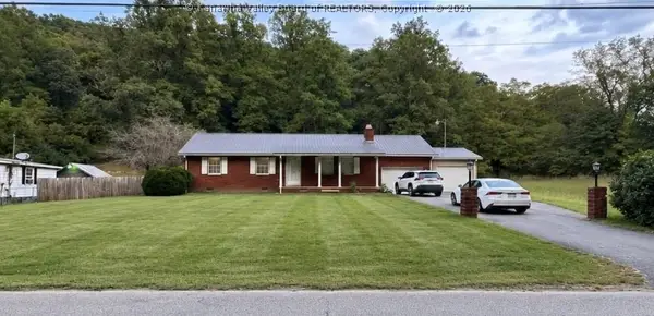 545 Long Fork Road, , WV 25547
