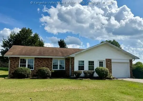 706 Fitzhugh Street, Ravenswood, WV 26164