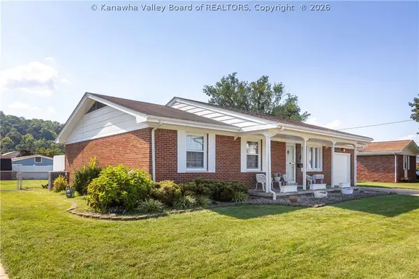 154 Shawnee Estates, Winfield, WV 25213