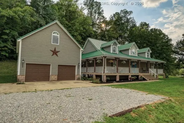 2337 Hutchinson Branch Road, Kenova, WV 25530