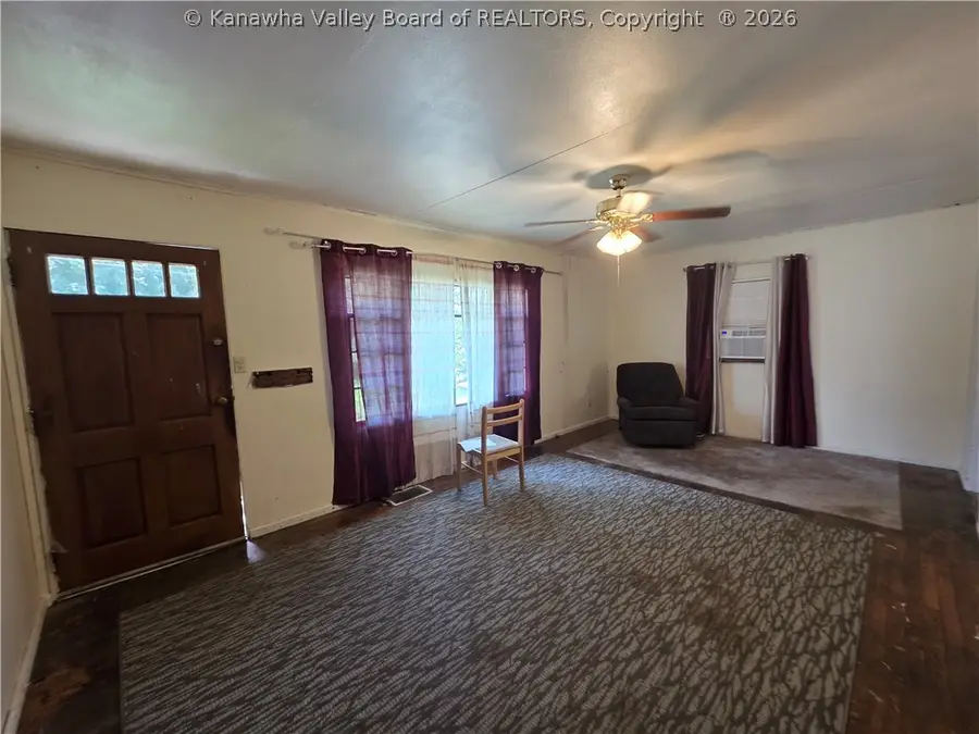 872 Hudson Street, Saint Albans, WV 25177 - #2