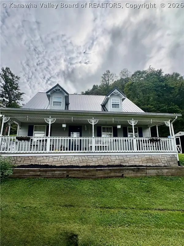470 Starlight Drive, Alum Creek, WV 25003