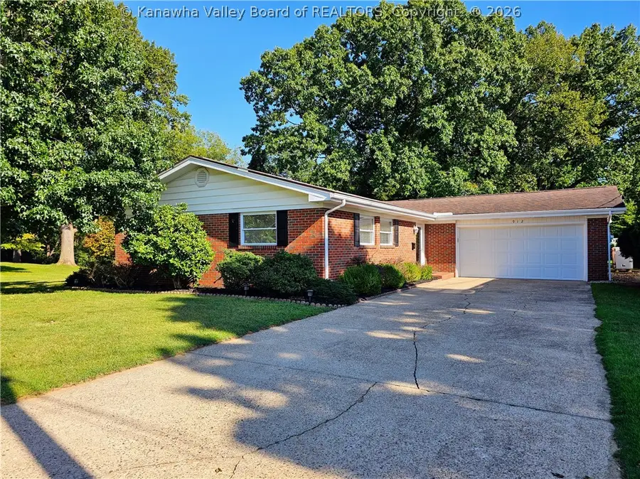 912 Mossman Circle, Point Pleasant, WV 25550 - #2