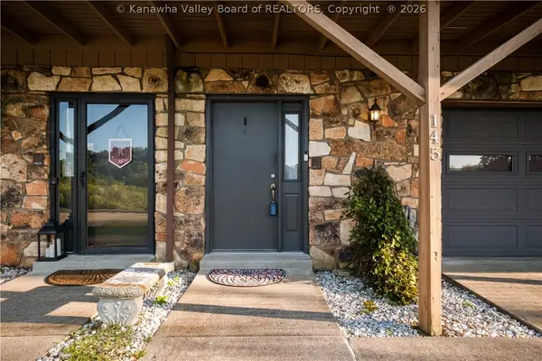145 Elizabeth Street #2, Poca, WV 25159