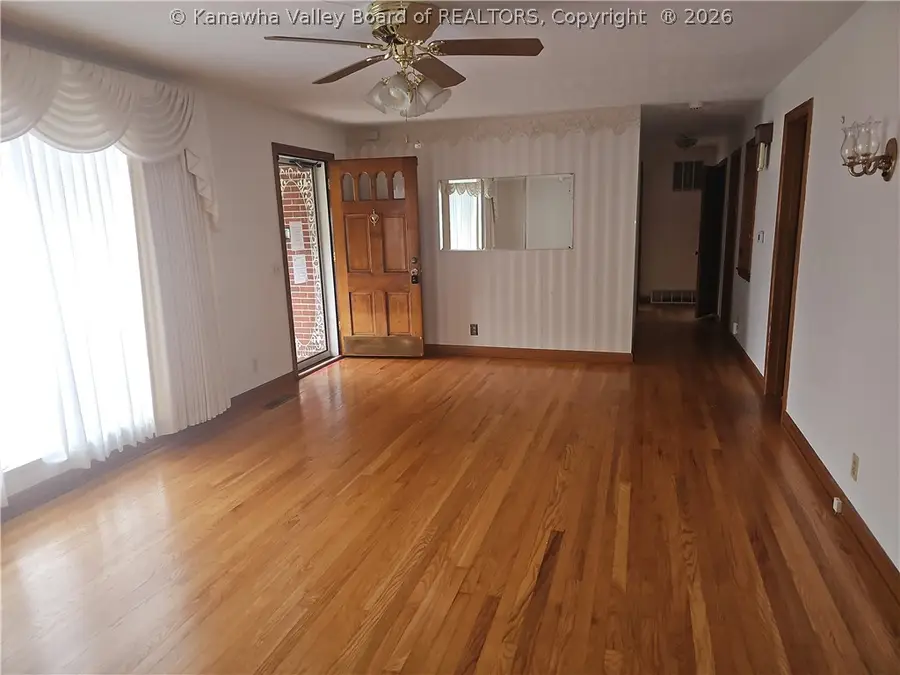 605 22nd Street, Dunbar, WV 25064 - #2