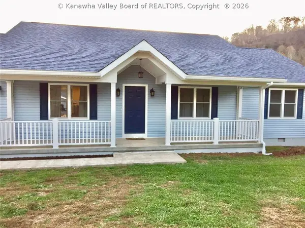 3395 Servia Elmira Road, Duck, WV 25063