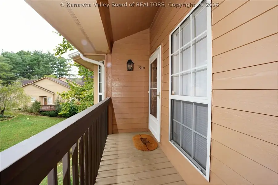 310 Oakbridge Drive, Hurricane, WV 25526 - #3