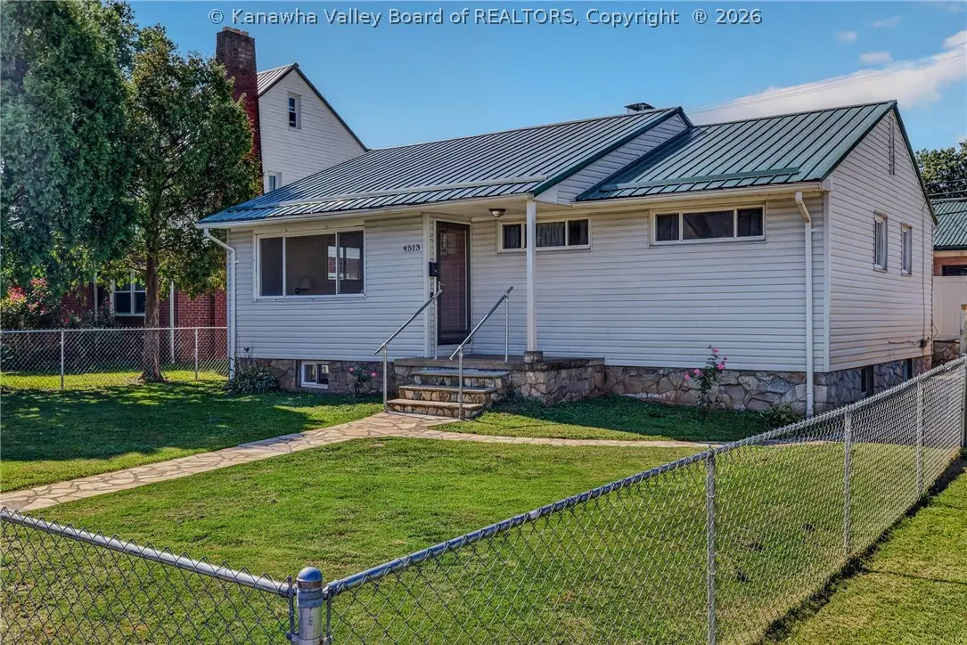 4513 Noyes Avenue Se, Charleston, WV 25304 - #1