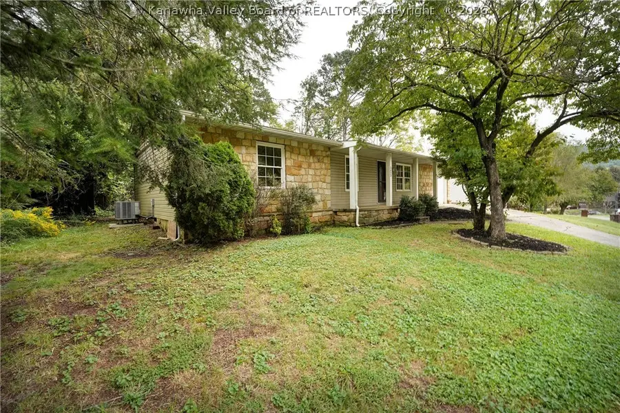 5423 Karen Circle, Cross Lanes, WV 25313 - #3