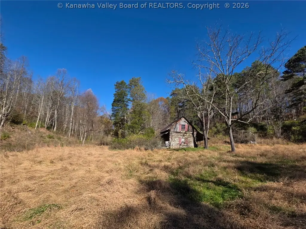 1544 Wilson Frk, Elizabeth, WV 26143 - #1