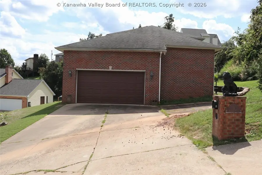 2 Hidden Cv Road, Charleston, WV 25313 - #3