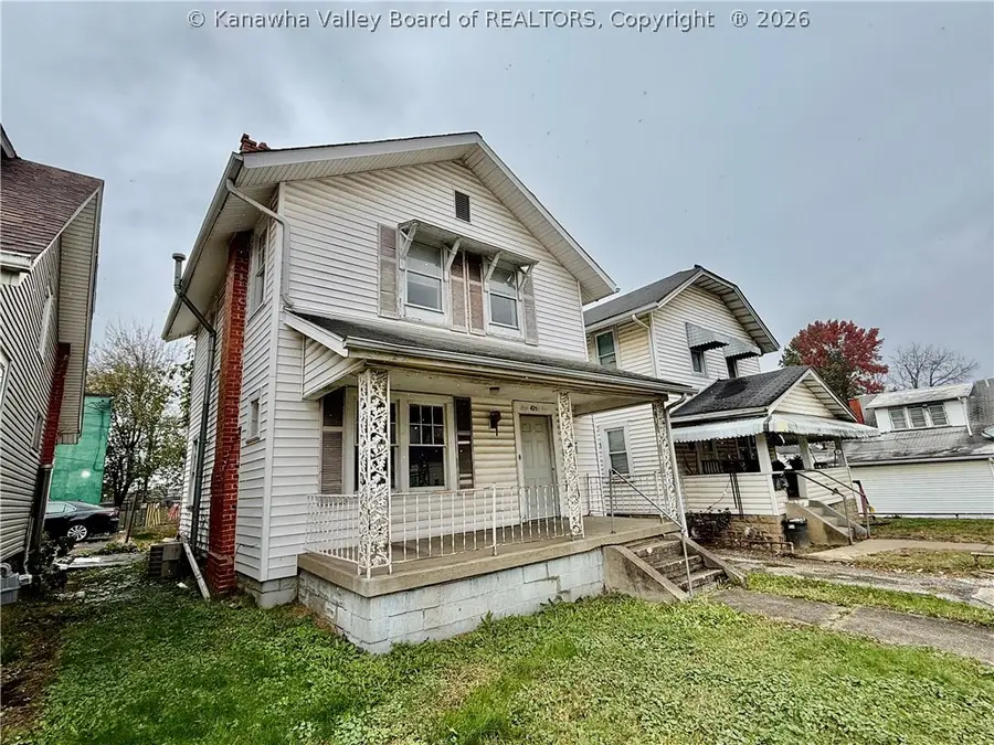 421 26th Street, Huntington, WV 25703 - #3