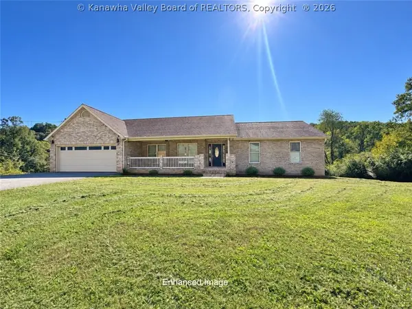 9898 Elk River Road N, Clendenin, WV 25045