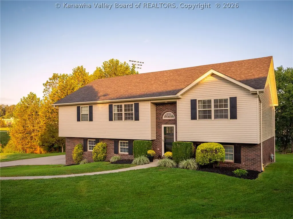 106 Woodline Drive, Milton, WV 25541 - #1