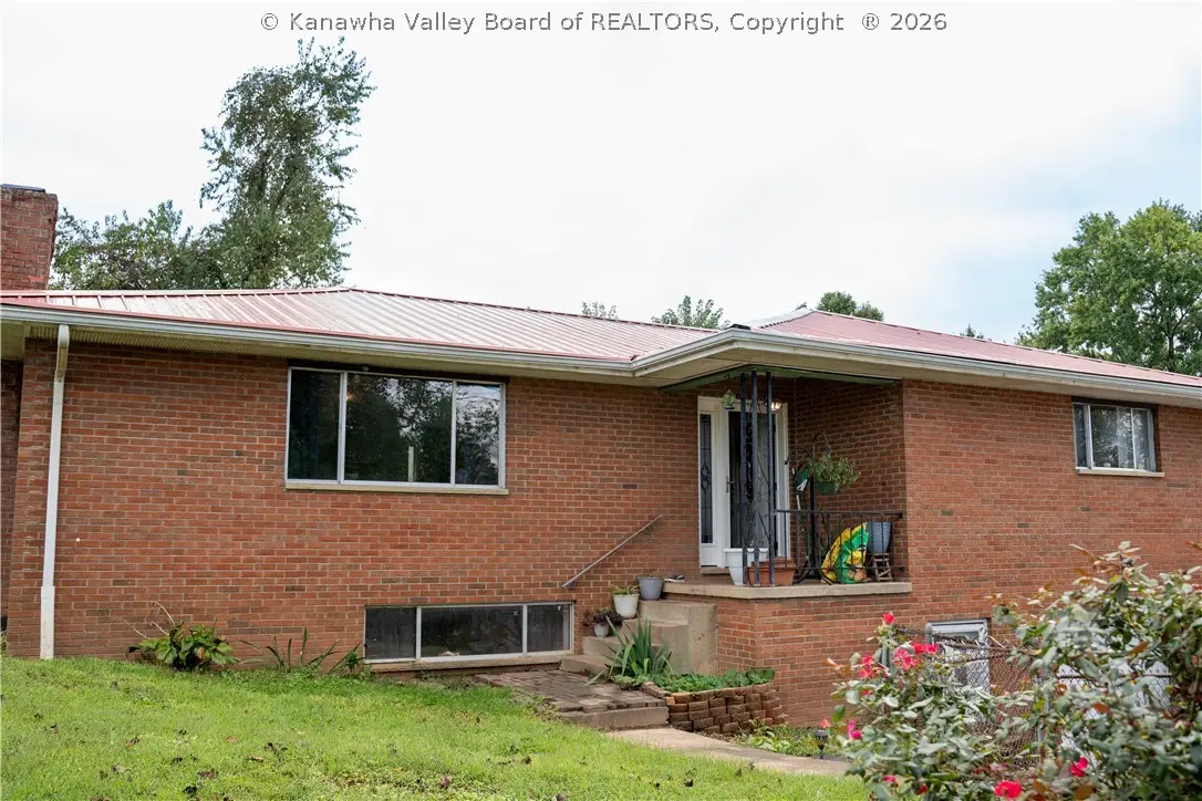 400 High Street, Saint Albans, WV 25177 - #1