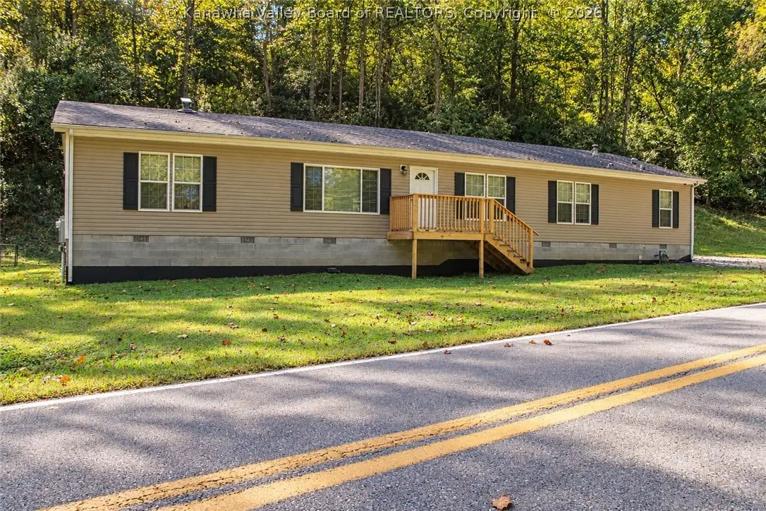 5968 Quick Road, Elkview, WV 25071 - #1