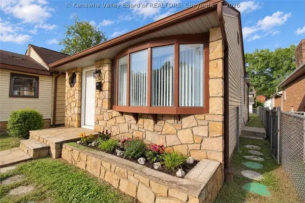 4726 Washington Avenue Se, Charleston, WV 25304