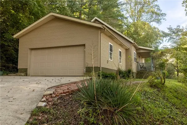 44 Elwood Drive, Chapmanville, WV 25508