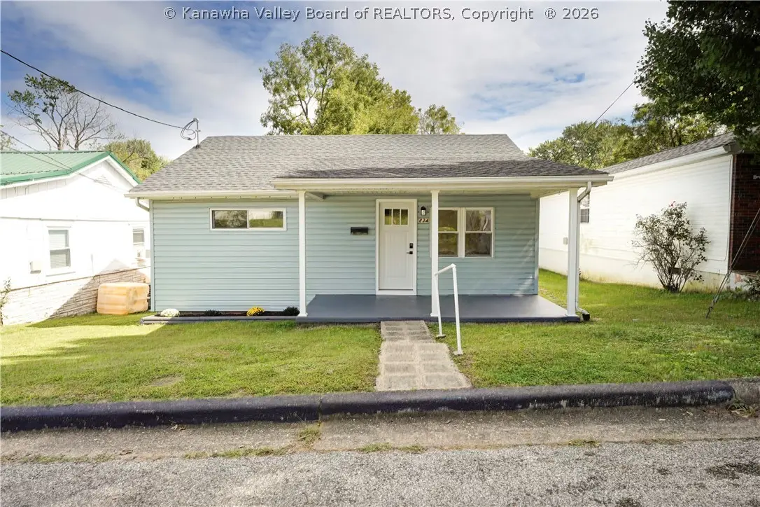 834 S Washington Street, Saint Albans, WV 25177 - #1
