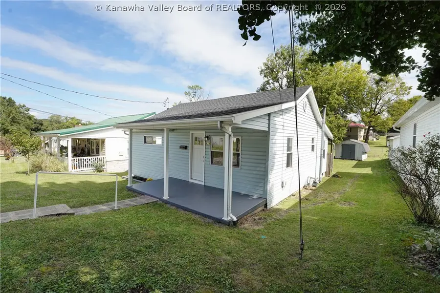 834 S Washington Street, Saint Albans, WV 25177 - #3